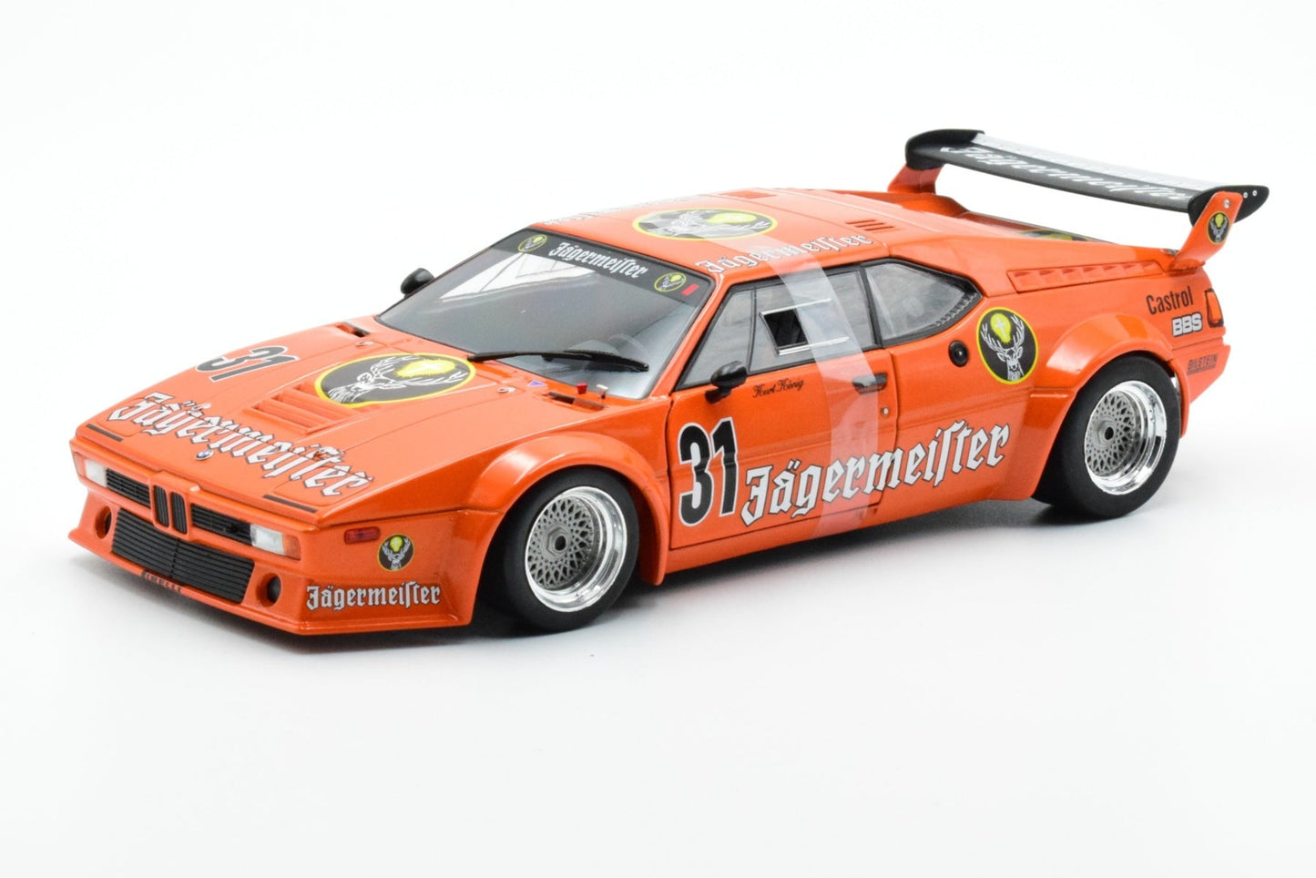 MINIATURE BMW M1 JAGERMEISTER